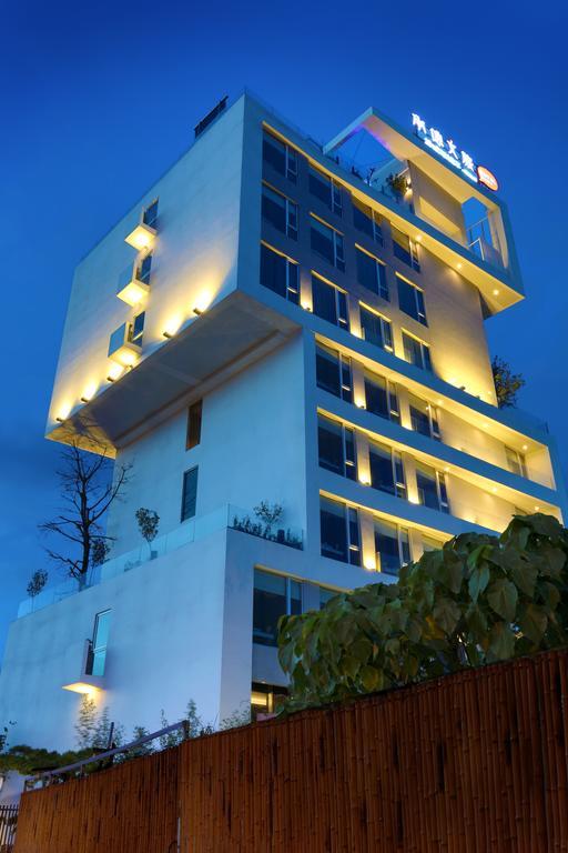 Hotel Day Plus Teascape Chiayi Exterior foto