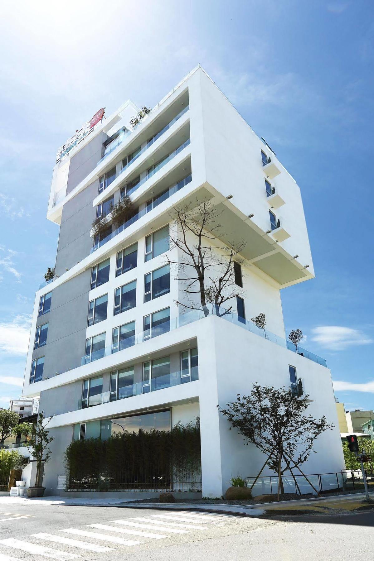 Hotel Day Plus Teascape Chiayi Exterior foto