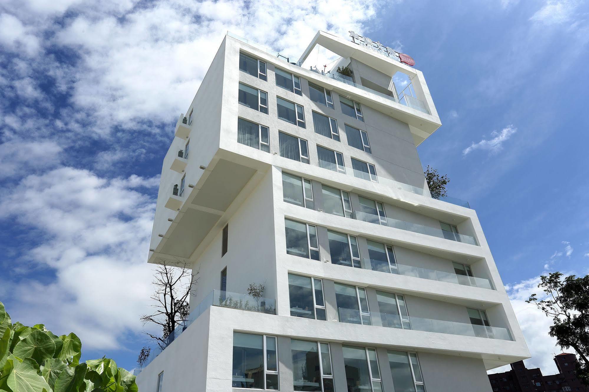 Hotel Day Plus Teascape Chiayi Exterior foto